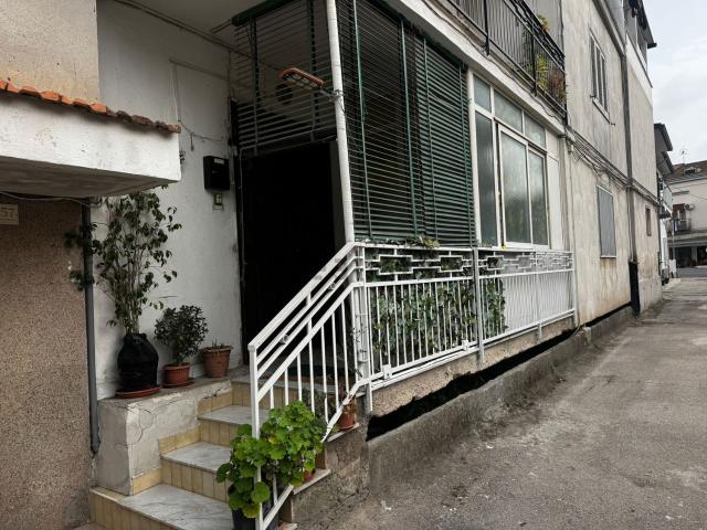 Appartamento in vendita a Nola, Campania