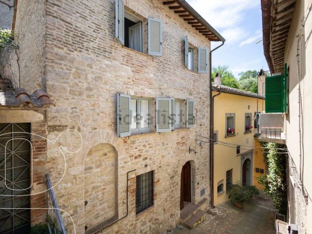 Appartamento in vendita a Izzalini, Umbria