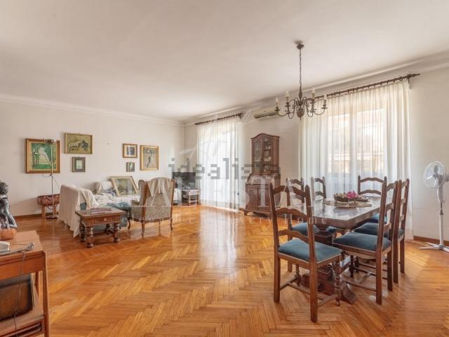 Appartamento in vendita a Municipio 8 di Milano, Milano