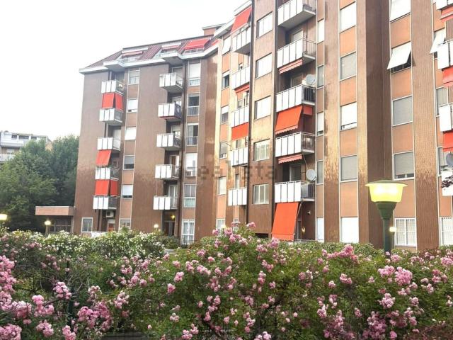 Appartamento in vendita a Cesano Boscone, Milano