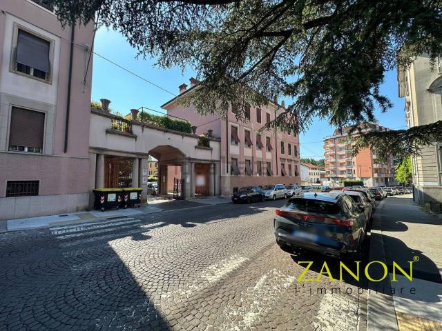 Appartamento in vendita a Montesanto / Svetogorska četrt, Gorizia