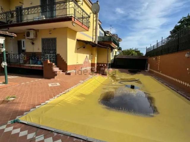 Appartamento in vendita a Giugliano In Campania, Campania