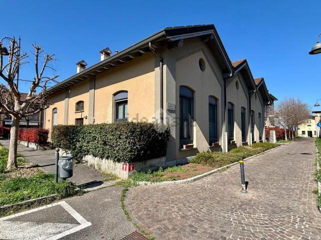 Appartamento in vendita a Castel Rozzone, Lombardia
