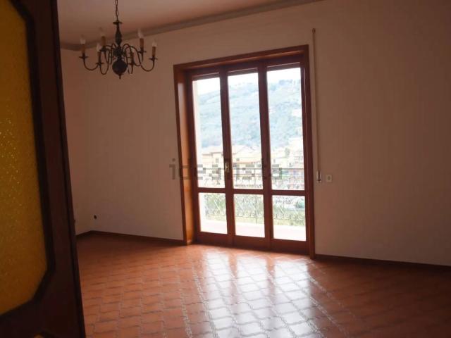 Appartamento in vendita a Priverno, Lazio