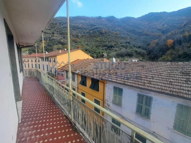 Appartamento in vendita a Badalucco, Liguria