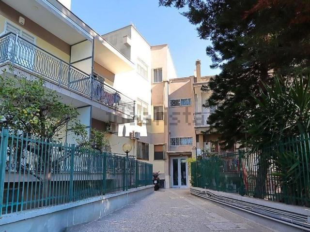 Appartamento in vendita a Municipio 4, Puglia