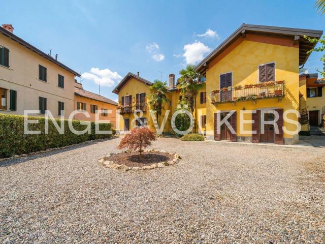 Appartamento in vendita a Velate, Varese