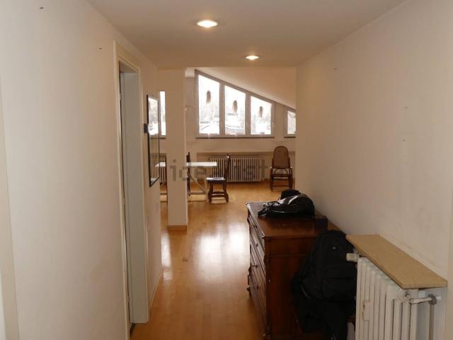 Appartamento in vendita a Cazzaniga, Monza