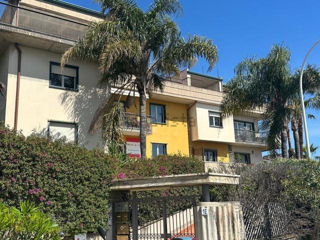 Appartamento in vendita a Picanello-Ognina-Barriera-Canalicchio, Catania