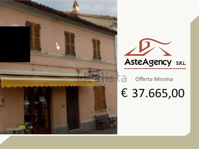 Appartamento in vendita a Terre Roveresche, Marche