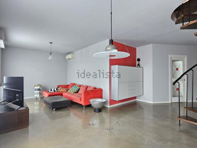 Appartamento in vendita a Treviglio, Lombardia