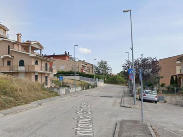 Appartamento in vendita a Camerino, Macerata