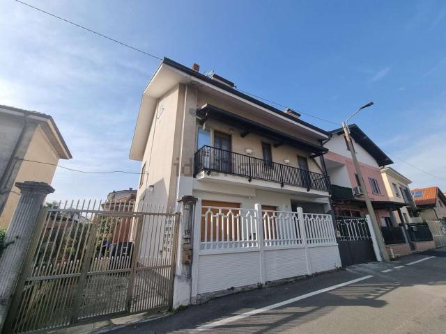Appartamento in vendita a Villaggio del Sole, Limbiate