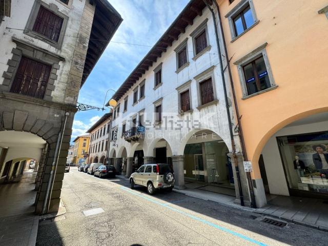 Appartamento in vendita a Tolmezzo, Friuli-Venezia Giulia