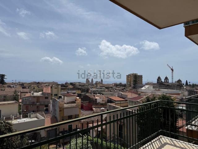 Appartamento in vendita a Acireale, Sicilia