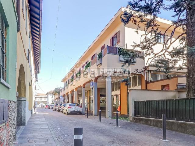 Appartamento in vendita a Mezzana, Somma Lombardo