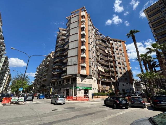 Appartamento in vendita a Taranto