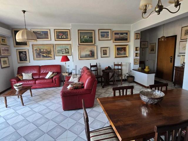 Appartamento in vendita a Cappuccini, Cala Di Volpe