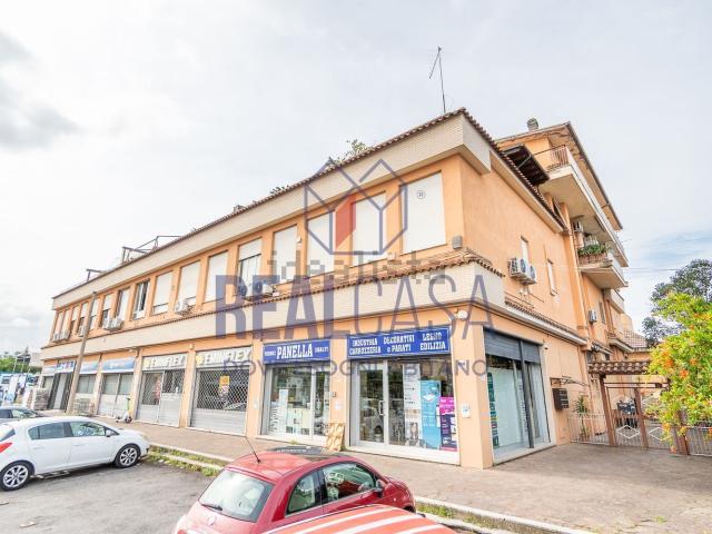 Attico in vendita a Giardini Tor di Mezzavia, Roma Capitale