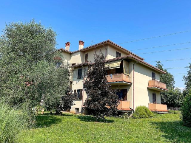 Attico in vendita a Grignano, Brembate