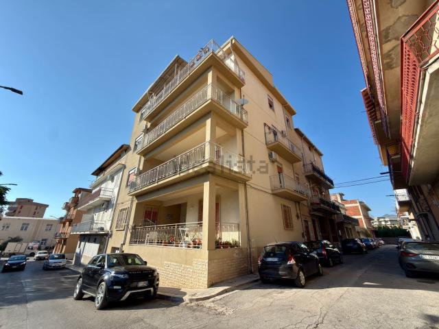 Appartamento in vendita a Partinico, Sicilia