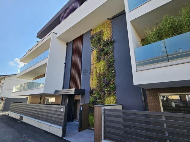 Appartamento in vendita a Treviglio, Lombardia