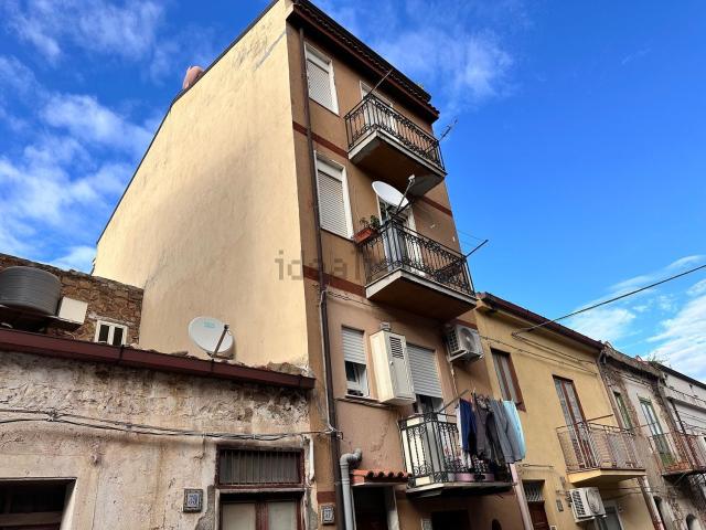 Appartamento in vendita a Santo Stefano Di Camastra, Sicilia
