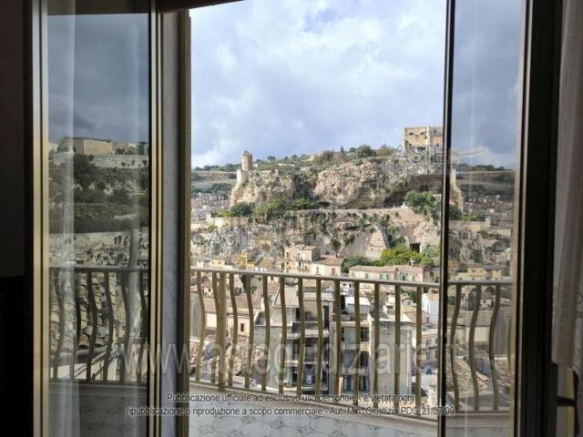 Appartamento in vendita a Modica Alta, Marina Di Modica