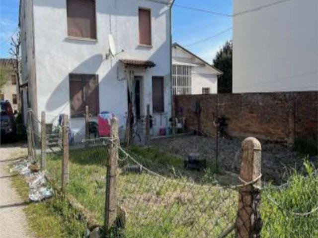 Appartamento in vendita a Unione Comuni Modenesi Area Nord, Concordia Sulla Secchia