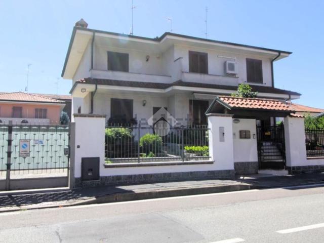 Appartamento in vendita a Sedriano, Lombardia
