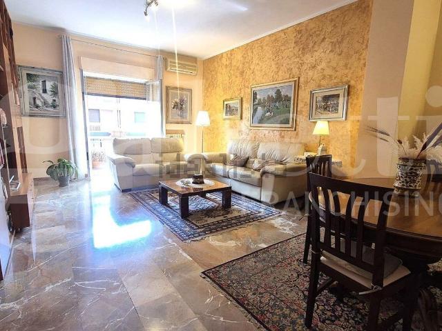 Appartamento in vendita a Puglia, Bari