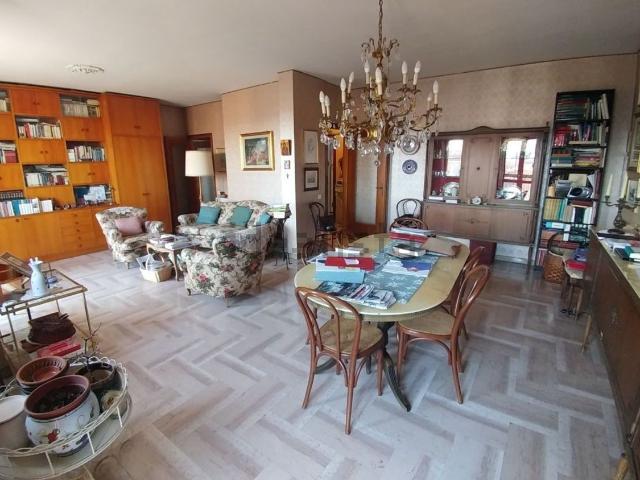 Appartamento in vendita a San Faustino-Madonnina-Quattroville, Modena