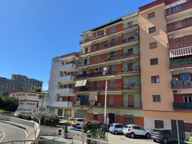 Appartamento in vendita a Taranto