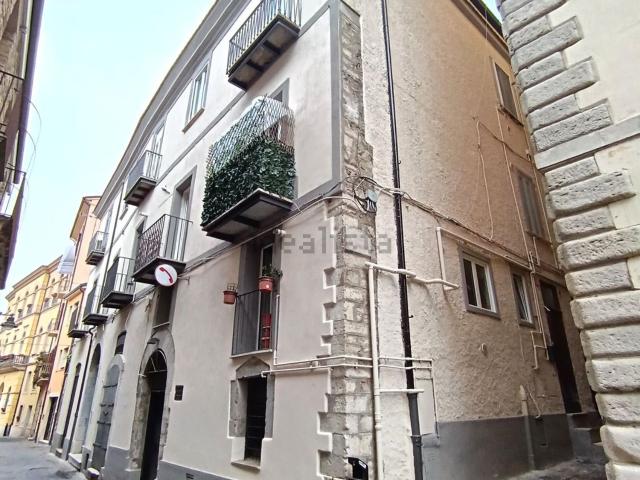 Appartamento in vendita a Santa Croce, Potenza