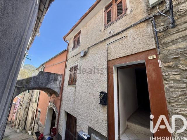 Appartamento in vendita a Caravonica, Liguria