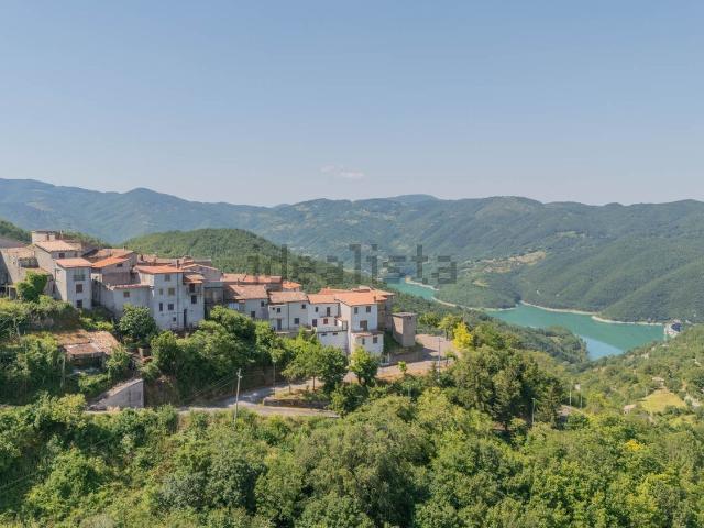 Appartamento in vendita a Ascrea, Lazio