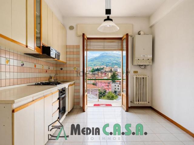 Appartamento in vendita a Capolavilla, Marche