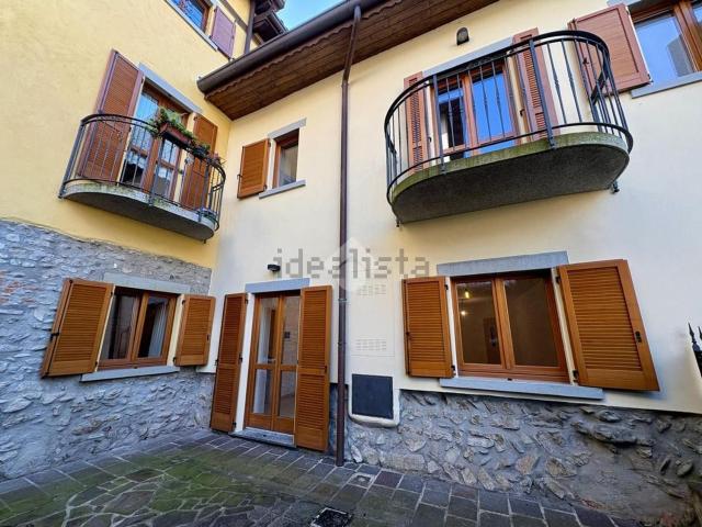 Appartamento in vendita a Pradalunga, Bergamo