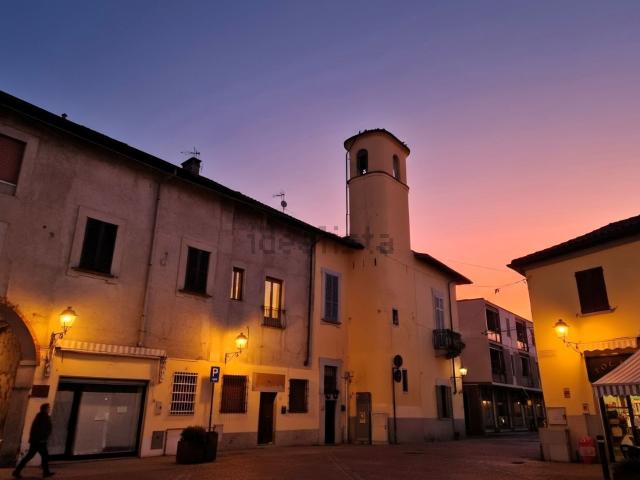 Appartamento in vendita a Cornaredo, Lombardia