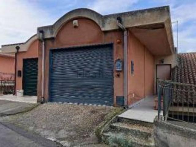 Appartamento in vendita a Centuripe, Enna