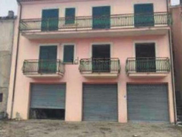 Appartamento in vendita a Laurenzana, Potenza