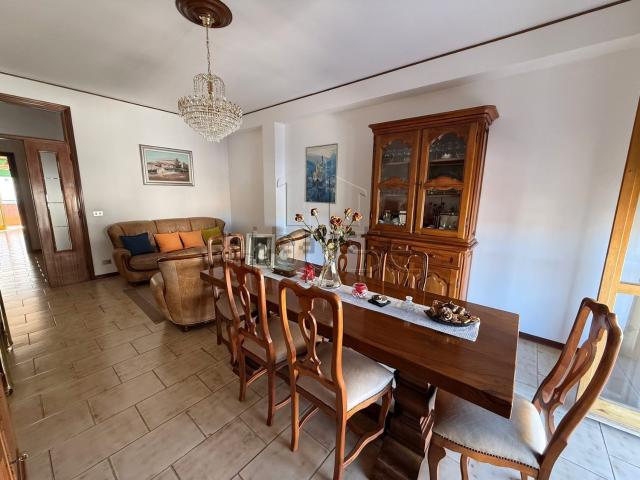 Appartamento in vendita a Umbertide, Umbria