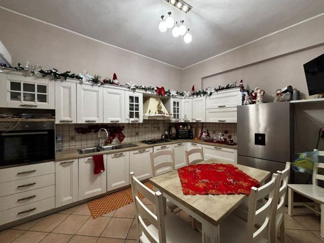 Appartamento in vendita a Scarcelli, Saponara