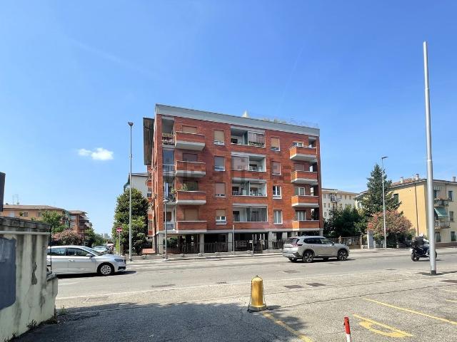 Appartamento in vendita a Ponte Crencano, Verona
