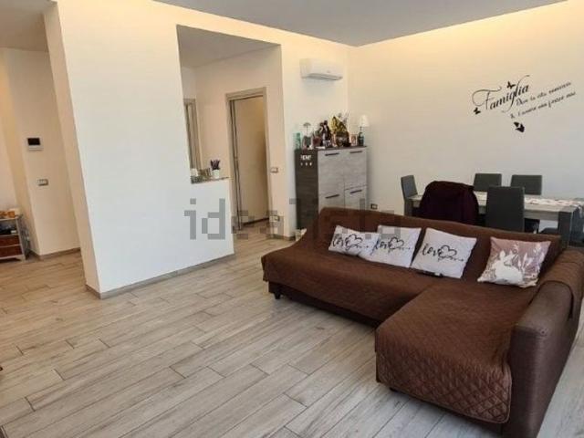 Appartamento in vendita a Oltresempione, Legnano