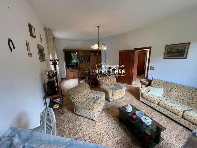 Appartamento in vendita a Massa e Cozzile, Toscana