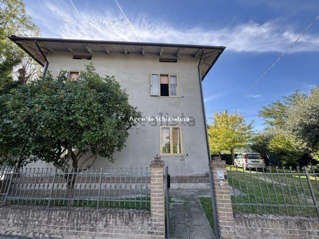 Appartamento in vendita a Montegaudio, Pesaro