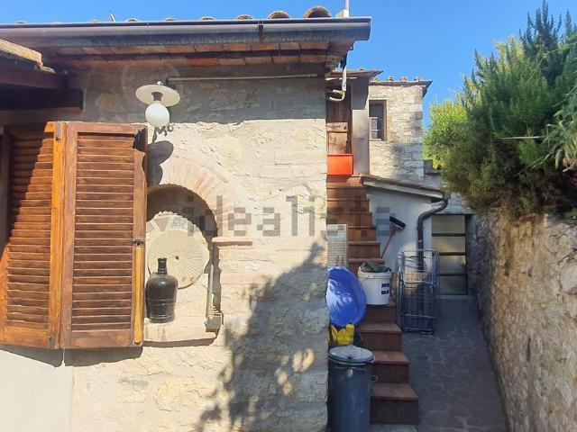 Appartamento in vendita a Cenerente, Umbria