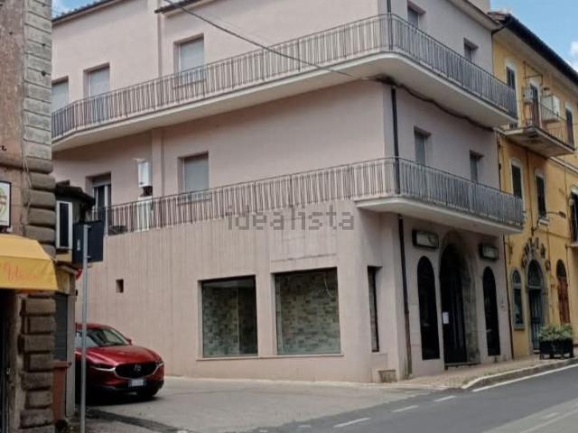 Appartamento in vendita a Fabrica di Roma, Viterbo