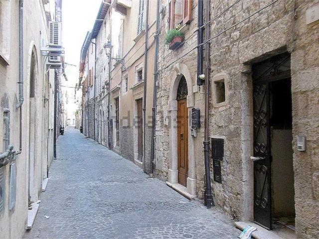 Appartamento in vendita a Campo Parignano, Marche